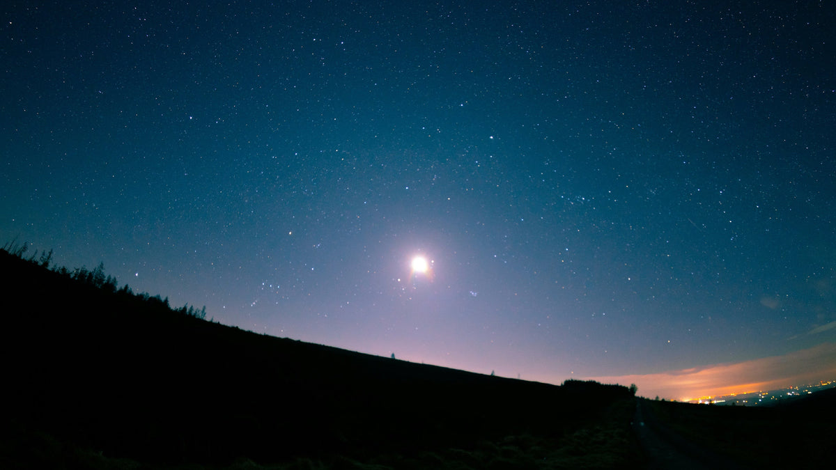 【新月】月星座でわかる心と体の回復リズム｜12星座別ケアガイド